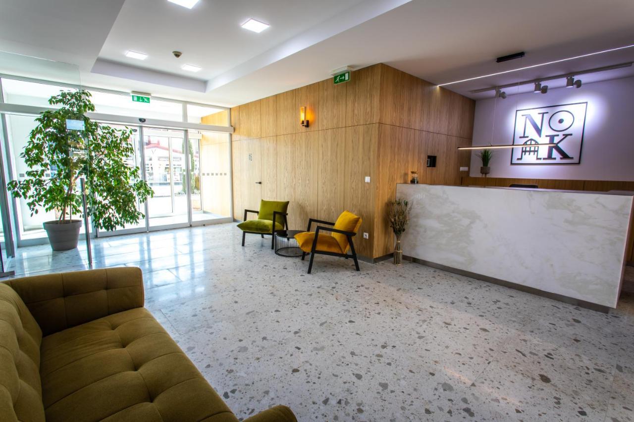 Hotel Novy Kastiel - Self Check-In Topolcany Exterior foto